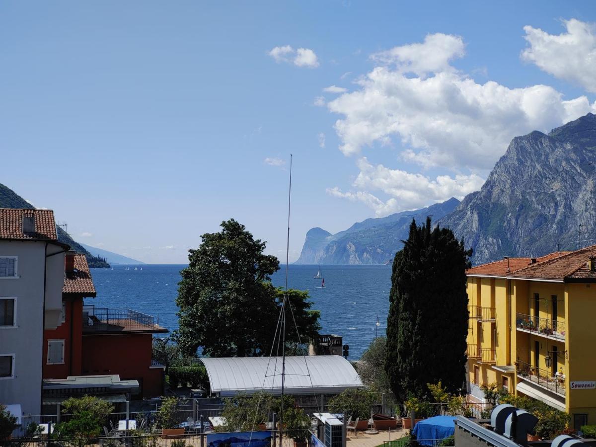 Appartamenti Baia Azzurra 5. توربولي المظهر الخارجي الصورة
